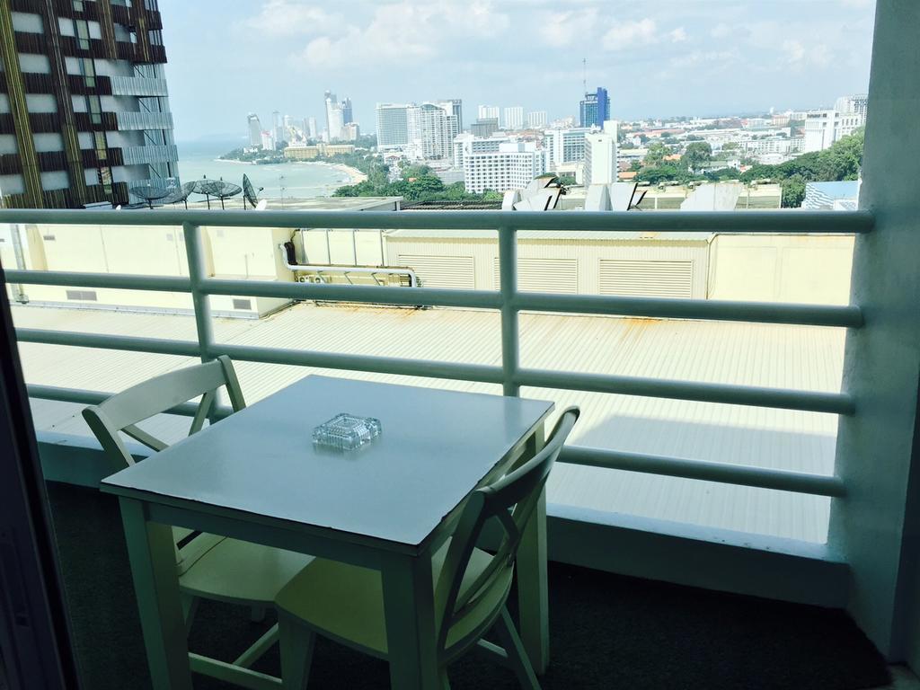 View Talay 6 Pattaya Beach Apartment By Honey Exterior photo